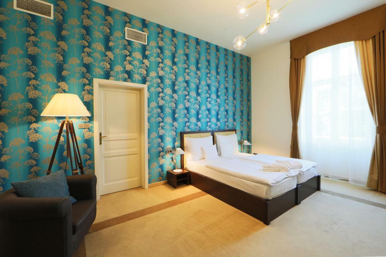 Ipoly Hotel Boutique Rooms & Suites Balatonfured Ngoại thất bức ảnh