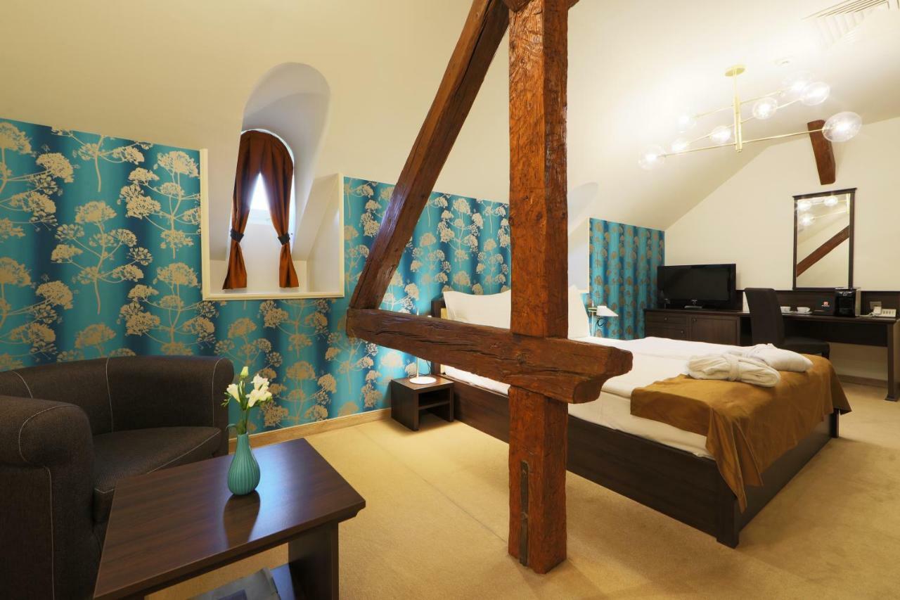 Ipoly Hotel Boutique Rooms & Suites Balatonfured Ngoại thất bức ảnh