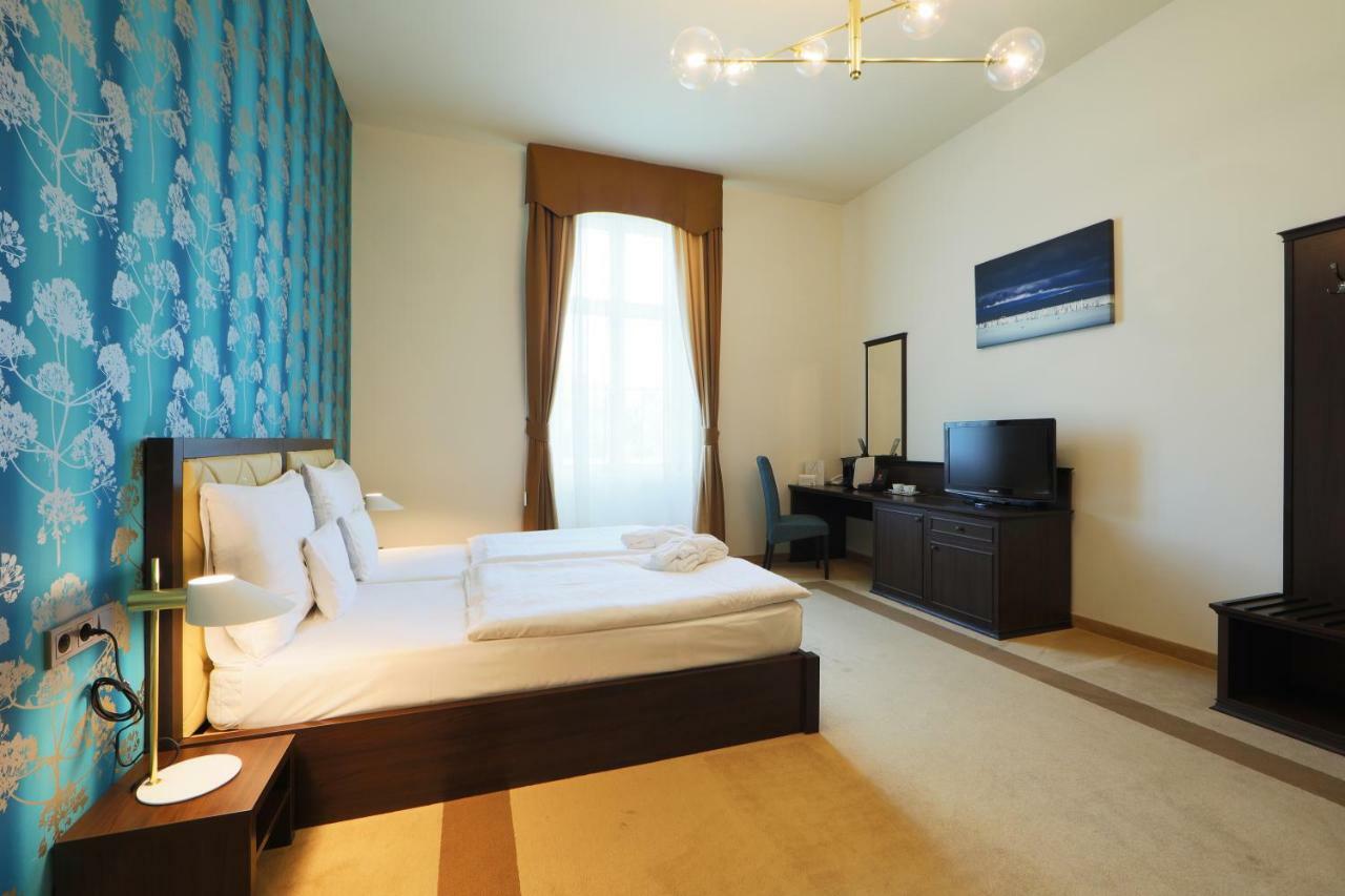 Ipoly Hotel Boutique Rooms & Suites Balatonfured Ngoại thất bức ảnh